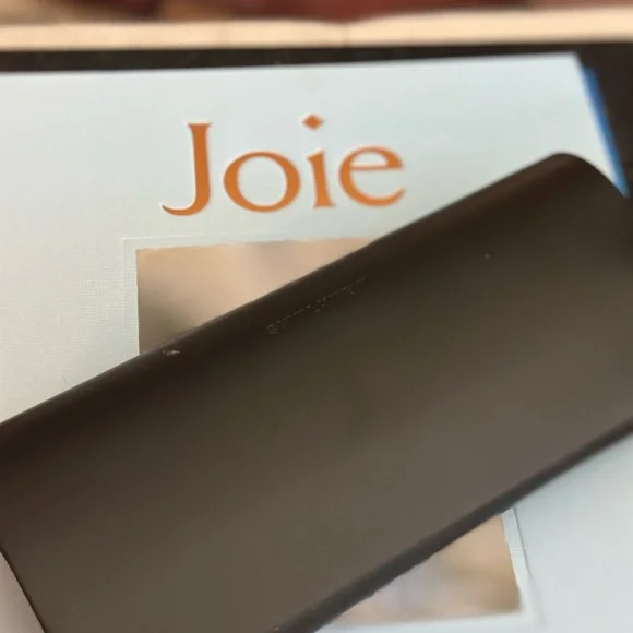 Chloe Beige Oval Sunglasses - Picture 6 of 6